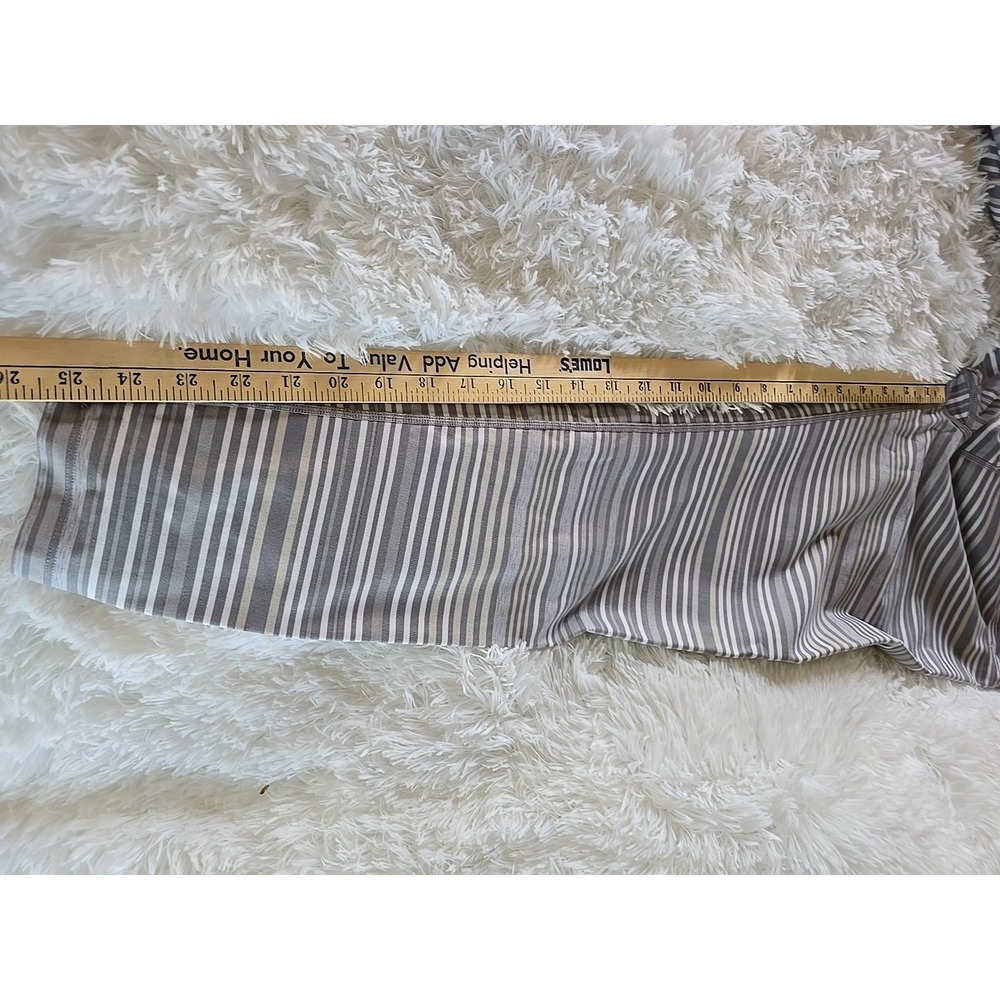 Calvin Klein Performance Wick Women's Gray Striped Leggings Workout Size L - Picture 9 of 13